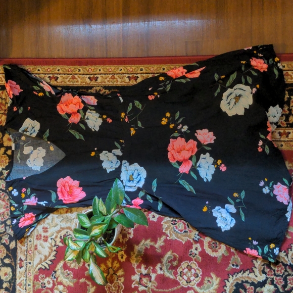Old Navy Floral Dress - Picture 2 of 3